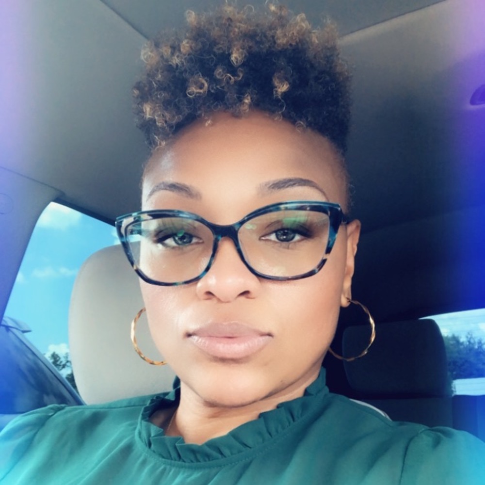 Meet your Posher, Phyllis